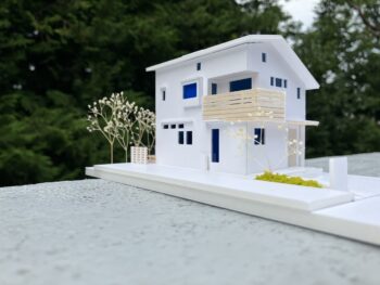 4月27日（日）「武蔵野の雑木林を借景にする木の家＆エコハウス」完成現場見学会のお知らせ