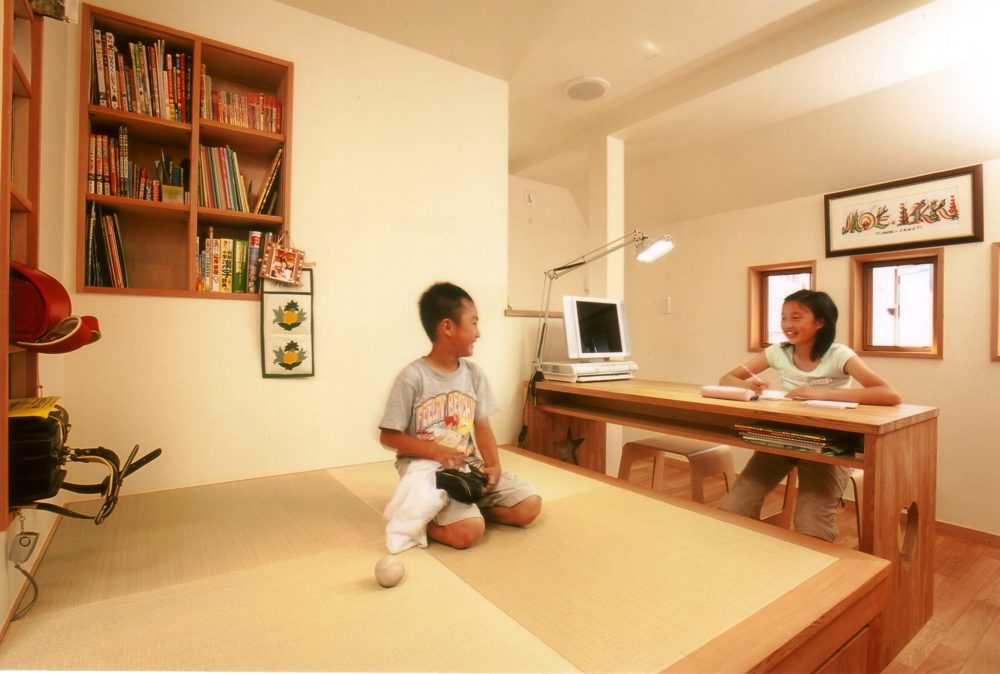 子ども室とファミリーコーナー -その1- 子ども室とファミリーコーナー -その1-
